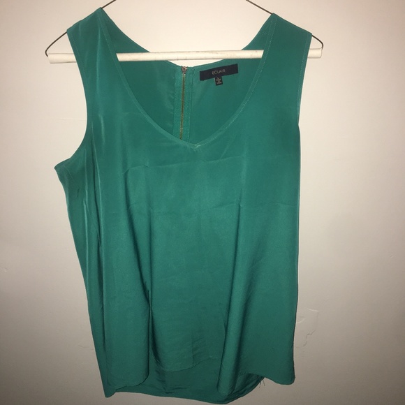 Green tank w pleated detail in back - Picture 1 of 3